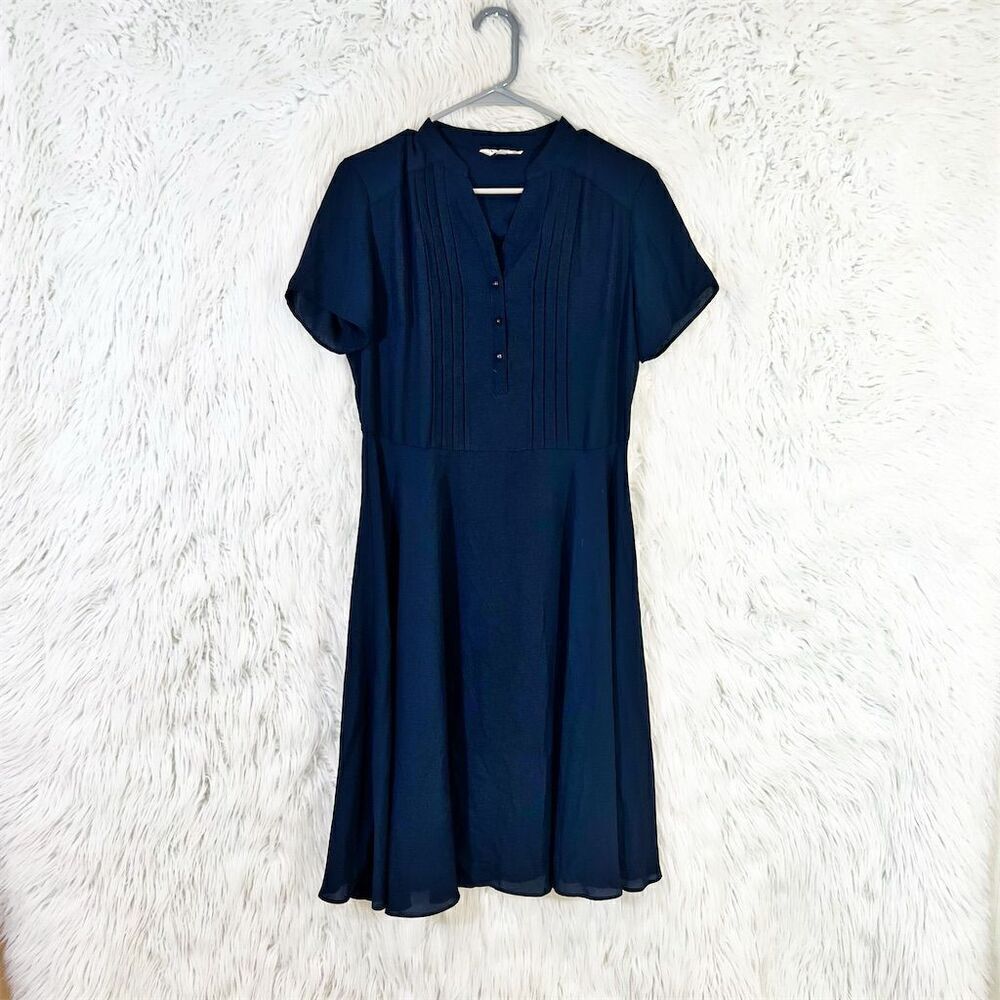Nanette Lepore Women's Size 6 Blue Short Sleeve Pintuck Dress